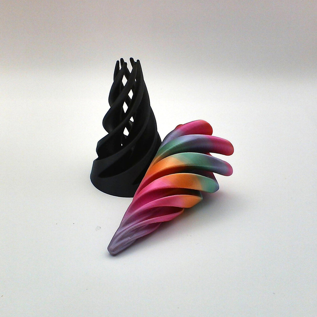 3D Impossible Cone - SK61568080