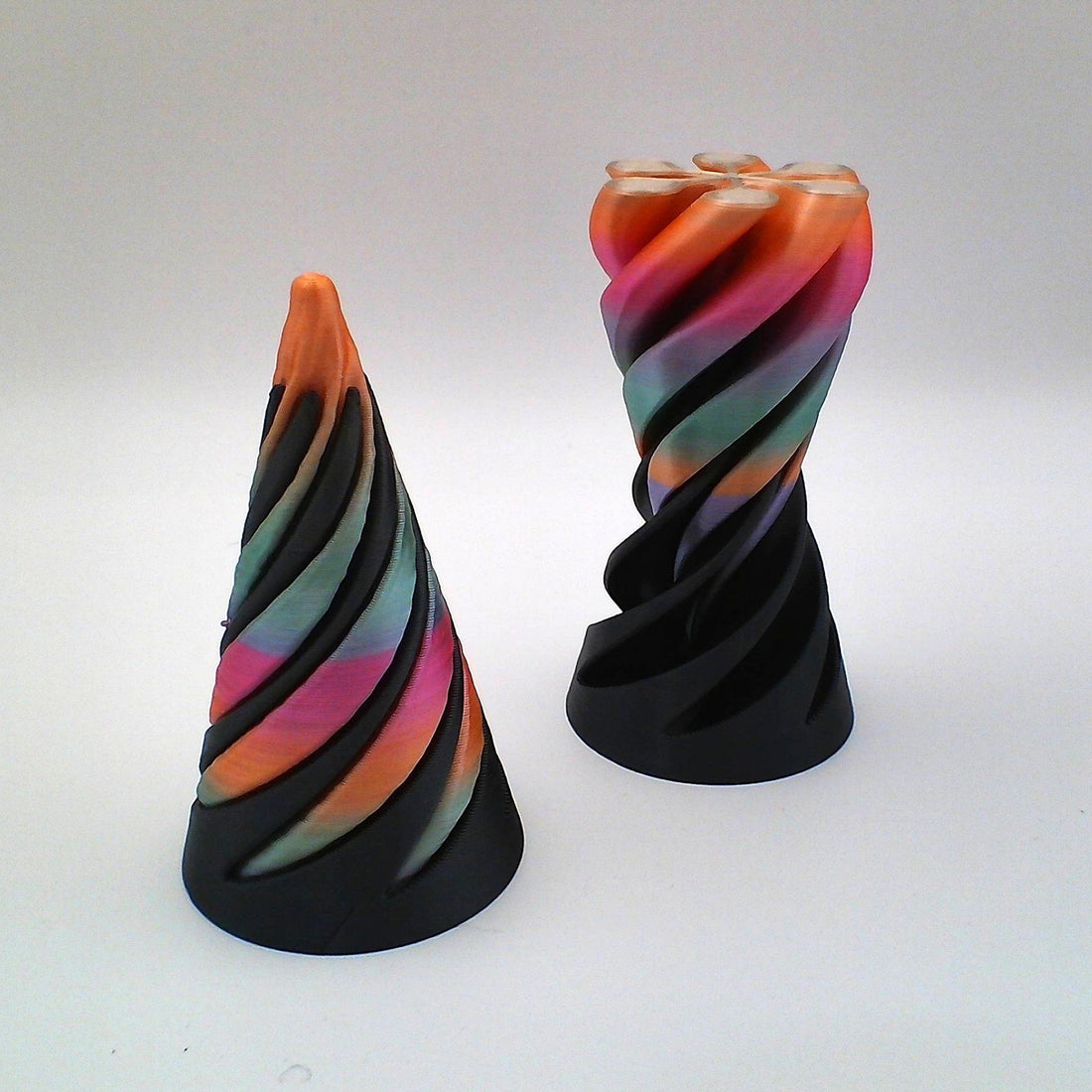 3D Impossible Cone - SK61568080