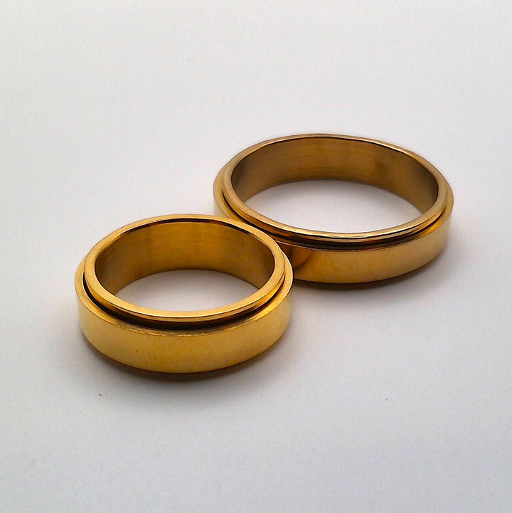 Gold Spin Ring – product view 2