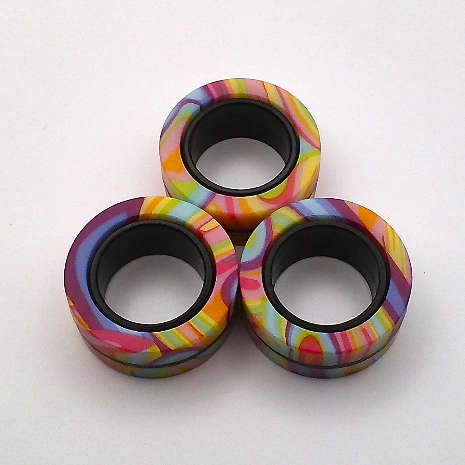 Rainbow magnetic ring spinner fidget toy