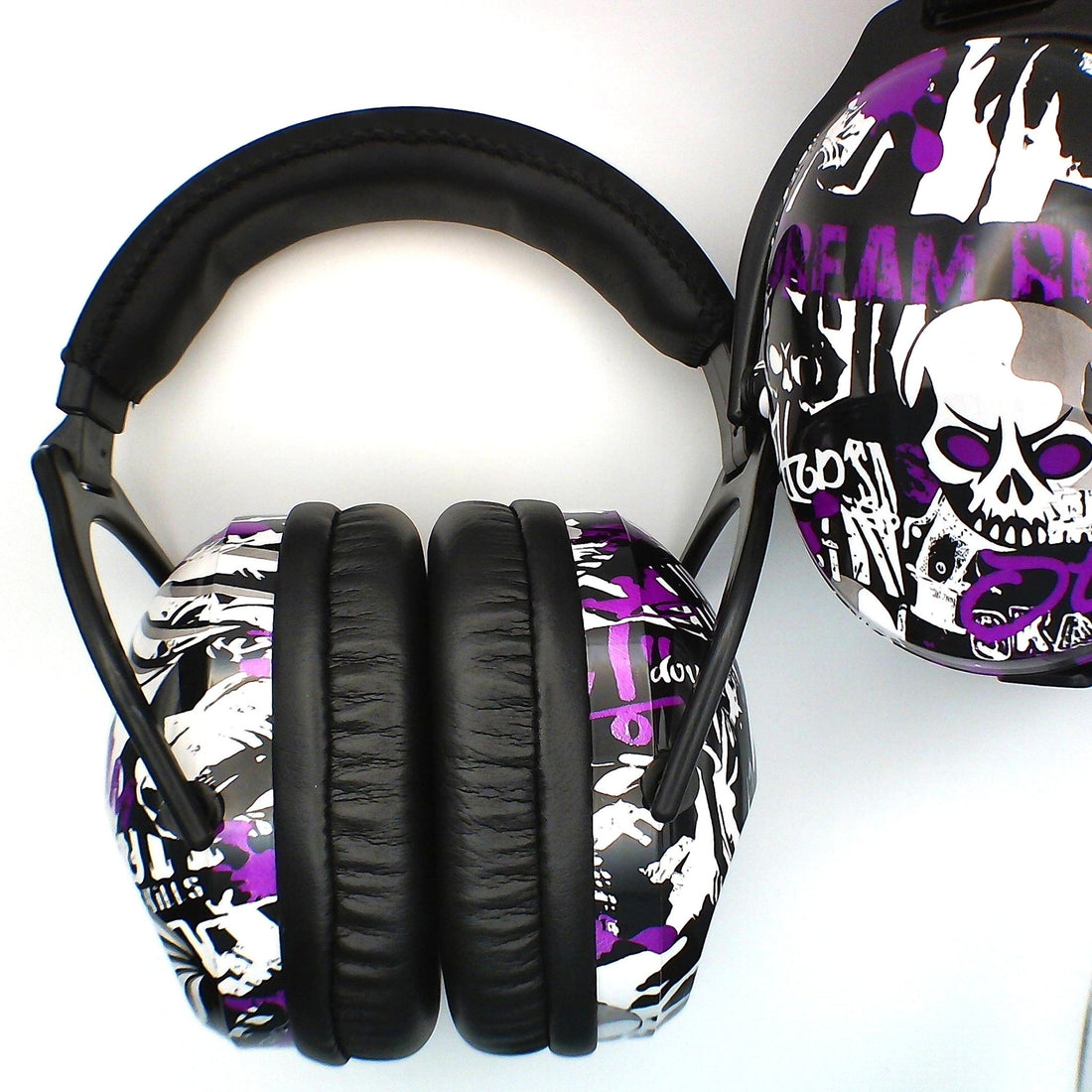 Patterned Noise Reducing Headphones - Halloween - SK59806236